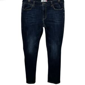 CAbi Women’s Straight Leg Jeans in Dark Indigo